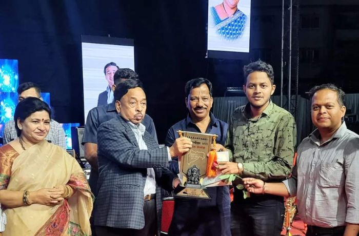 Ankur Sovani BE MECH WON PRIZE IN ELOCUTION AT SHIVJANMOSTAV district level competion 2023-24 (2)