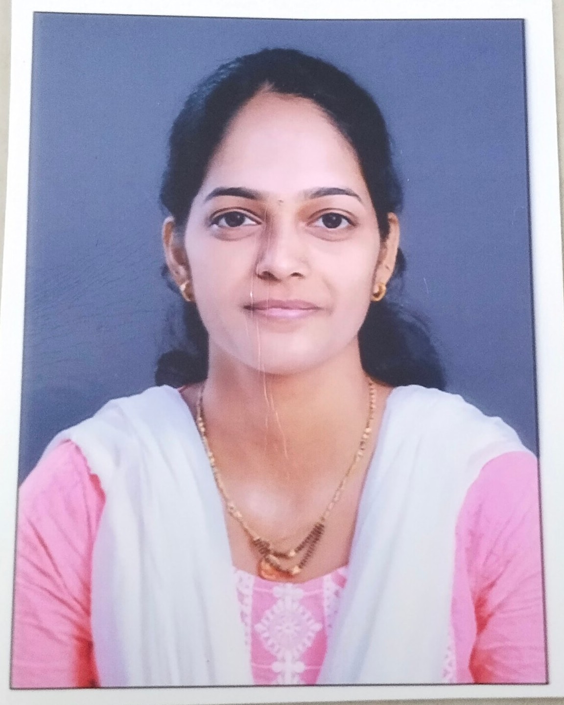 MRS. KAVYA KEDAR KELUSKAR
